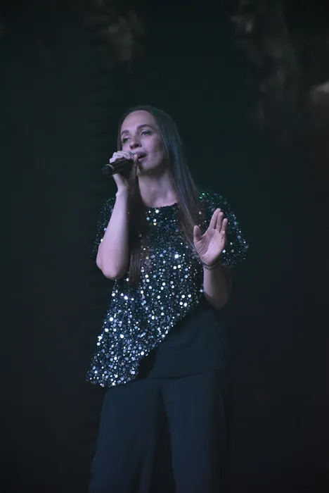 21