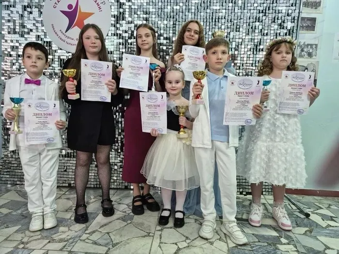 d6f2d0a3-8017-40b0-83f1-8172e9194729